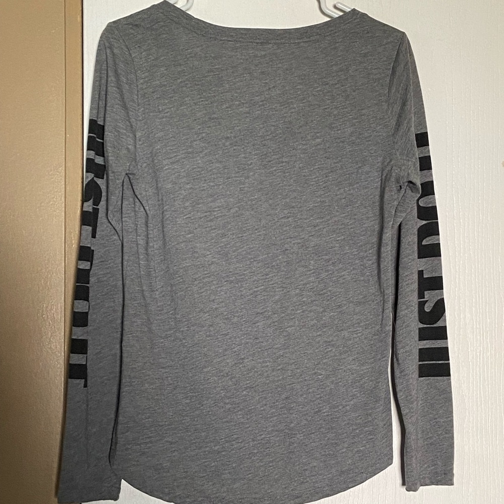 Nike - Picture 6 of 11